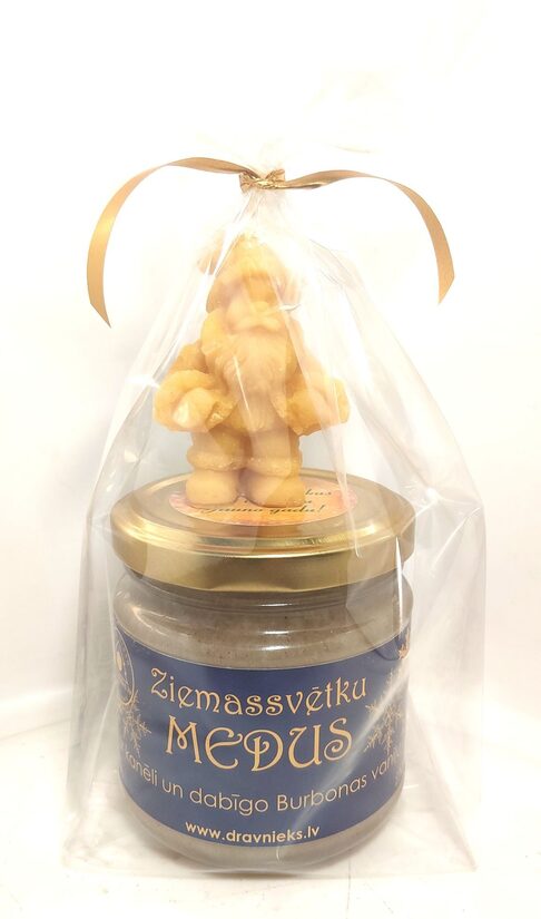 Nr.12 - "Ziemasvētku vecītis ar Ziemassvētkiem"